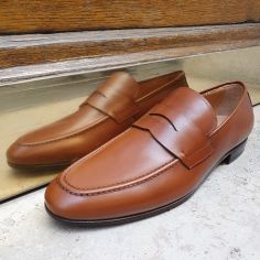 Chaussures homme modèle Mocassin. Cuir luxe, prix ajusté