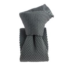 Cravate en tricot pour un look dandy. Tricotées et texturées.