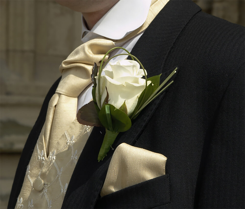 cravate lavallière en soie pour mariage
